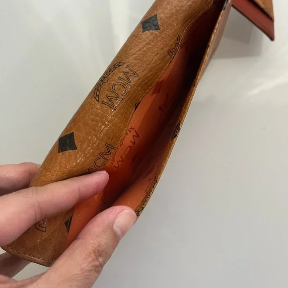 MCM COGNAC VISETOS TRIFOLD WALLET a WITH CARD HOLDER - Picture 9 of 16